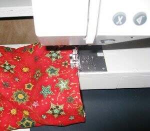 Sew an Easy Wine Gift Bag for Christmas - New Quilters