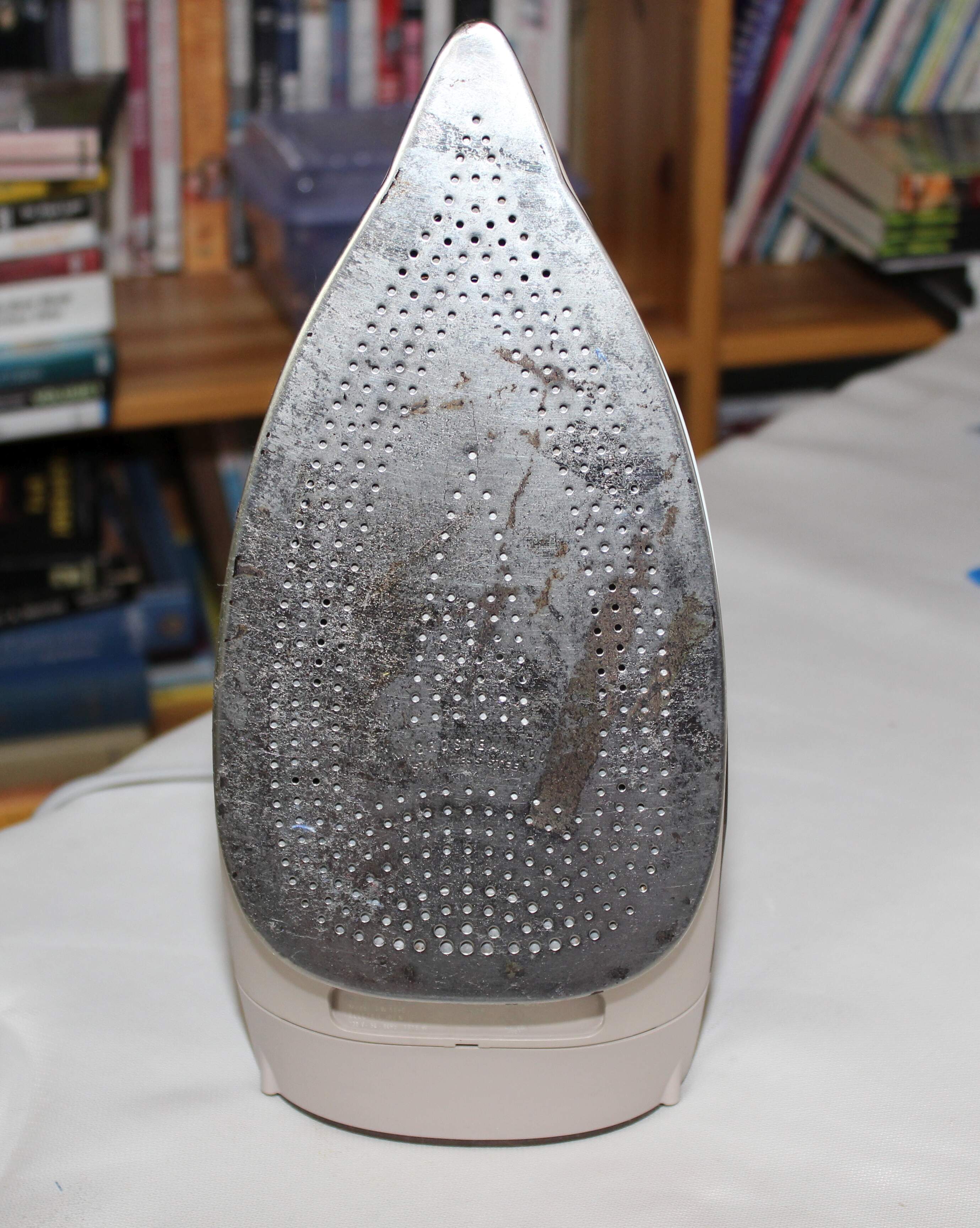 How to clean dirty iron NewQuilters.com